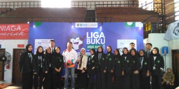 CIMB Niaga Syariah Donasi Buku Melalui Syaamil Group di Liga Buku Jabar Juara