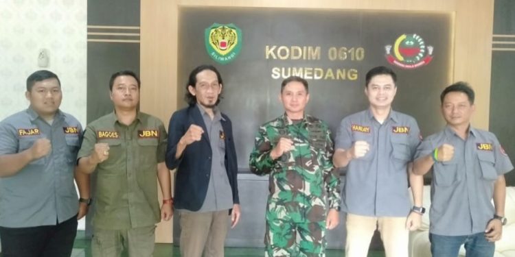 Jurnalis Bela Negara Sambangi Media Center Inisiasi Dandim 0610/Sumedang Letkol Christian Gordon Rambu