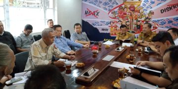 JBN Kota Bandung Presentasi di Hadapan Kepala Bakesbangpol Kota Bandung Bambang Sukardi