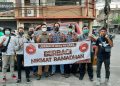 Jurnalis Bela Negara Salurkan Ratusan Makanan Buka Puasa dan Masker untuk Masyarakat Bandung