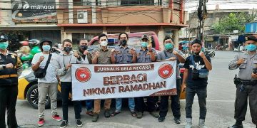 Jurnalis Bela Negara Salurkan Ratusan Makanan Buka Puasa dan Masker untuk Masyarakat Bandung