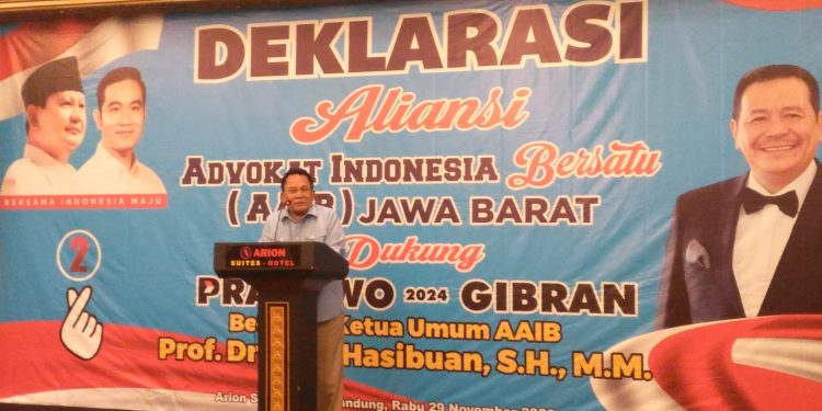 Ketua Dewan Pembina TKD Prabowo-Gibran, Taufik Hidayat Dampingi Ahmad Muzani Hadiri Deklarasi AAIB Jabar
