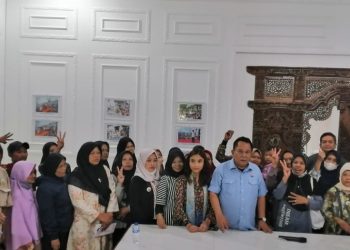 Eversti Nevalia Syukuri Pembebasan 21 Ijazah Pelajar SMA dan SMK Kota Bandung
