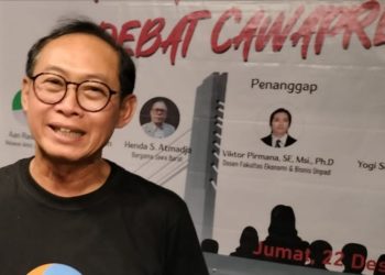 Dandan Riza Wardana Gelar Nobar Cawapres Bersama Forum ngaDandanan Bandung