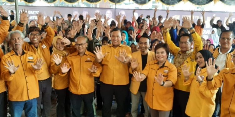 Partai Hanura DPC Kota Bandung Gelar Bakti Sosial di HUT ke-17