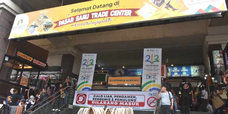 Pasar Baru Bandung Diperbaiki, Pengelola Minta Maaf