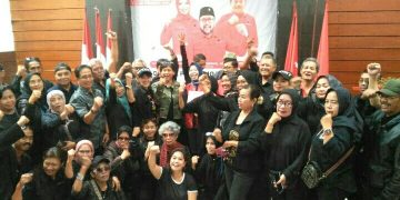 Forum Rakyat Menggugat Serahkan Maklumat ke PDIP Untuk Konsolidasi Nasional dan Tolak Hasil Pemilu 2024