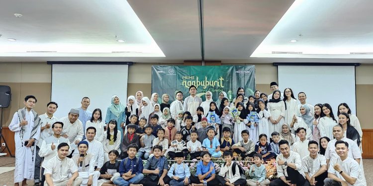 PRIME PARK Hotel Bandung Gelar Buka Bersama Warga Sekitar