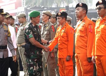 Pangdam III/Siliwangi Mayjen TNI Mohammad Fadjar Pimpin Apel Gelar Pasukan Ketupat Lodaya 2024