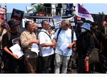 Muhammad Farhan Pastikan Kawal Proses Revisi UU Penyiaran