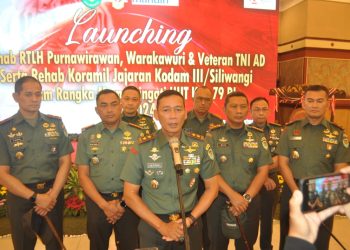 Pangdam III/Siliwangi Mayjen Mohammad Fadjar Gelar Launching Rehab RTLH Veteran TNI AD