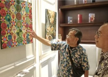 Hotel De Paviljoen Bandung Hadirkan Art Exhibition “Rempah dan Bunga Nusantara”