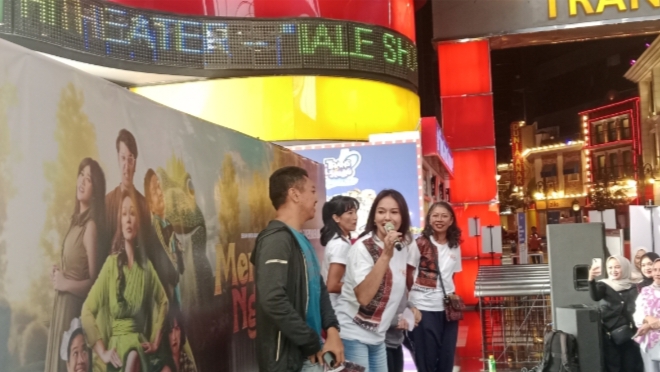 Bunda Corla dan Sophie Navita Promosikan Film “Mertua Ngeri Kali” di Kota Bandung