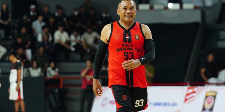 Dankodiklatad Main Basket Bersama Panglima TNI, Kobarkan Semangat Sportivitas dan Prestasi